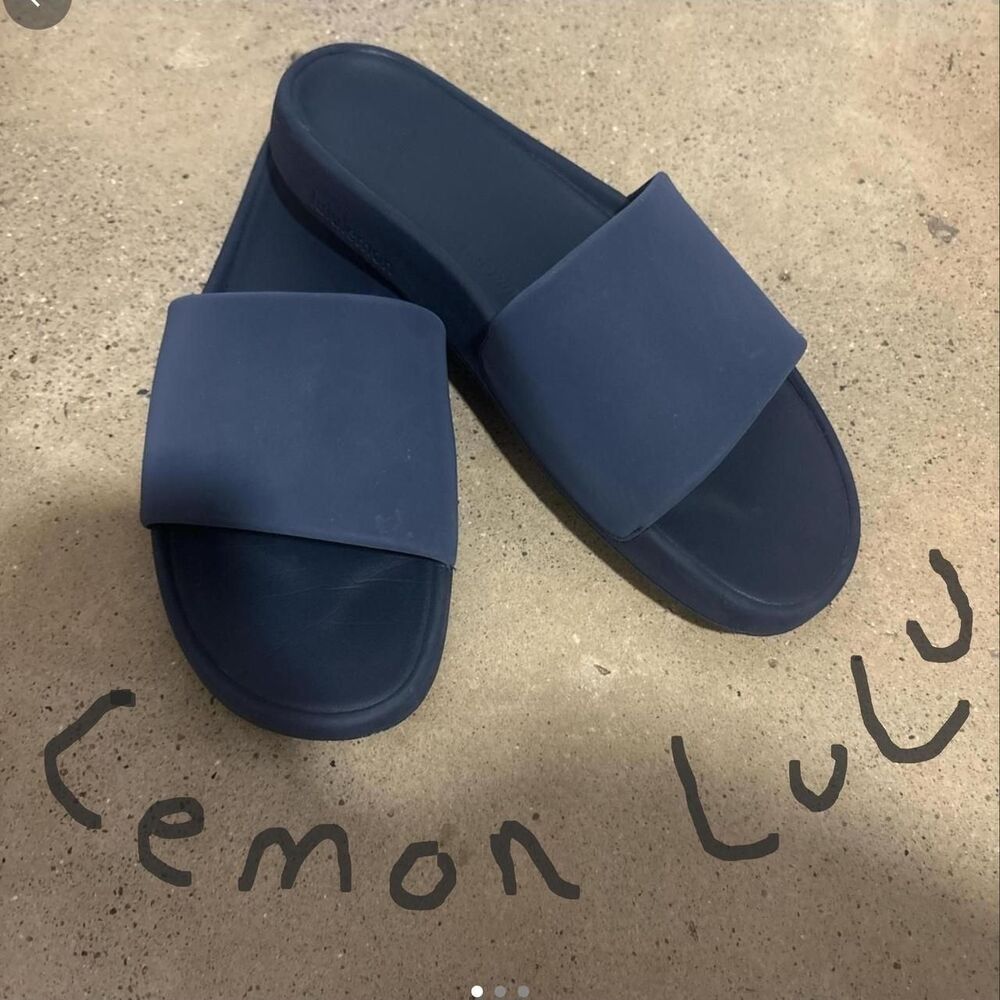 Lululemon Men's Blue Slides